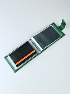 YV Визитница на кнопке H-011